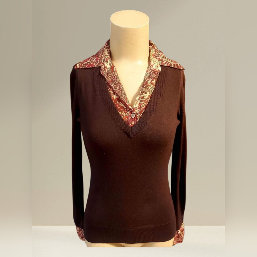 Chic Brown V-Neck Blouse with Paisley Collar & Matching Paisley Cuffs Sz XS